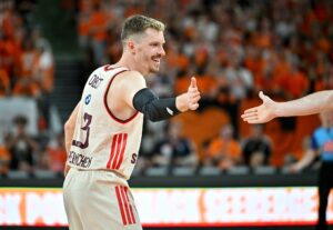 Auch dank Obst: Bayern-Basketballer gewinnen gegen Bamberg